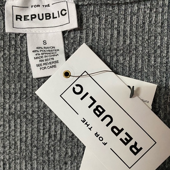 FOR THE REPUBLIC Long Sleeve Top Gray  Size S - Picture 3 of 7